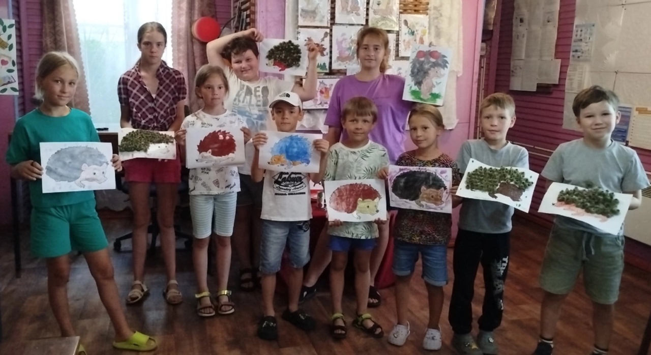 Ёжик из чертополоха.