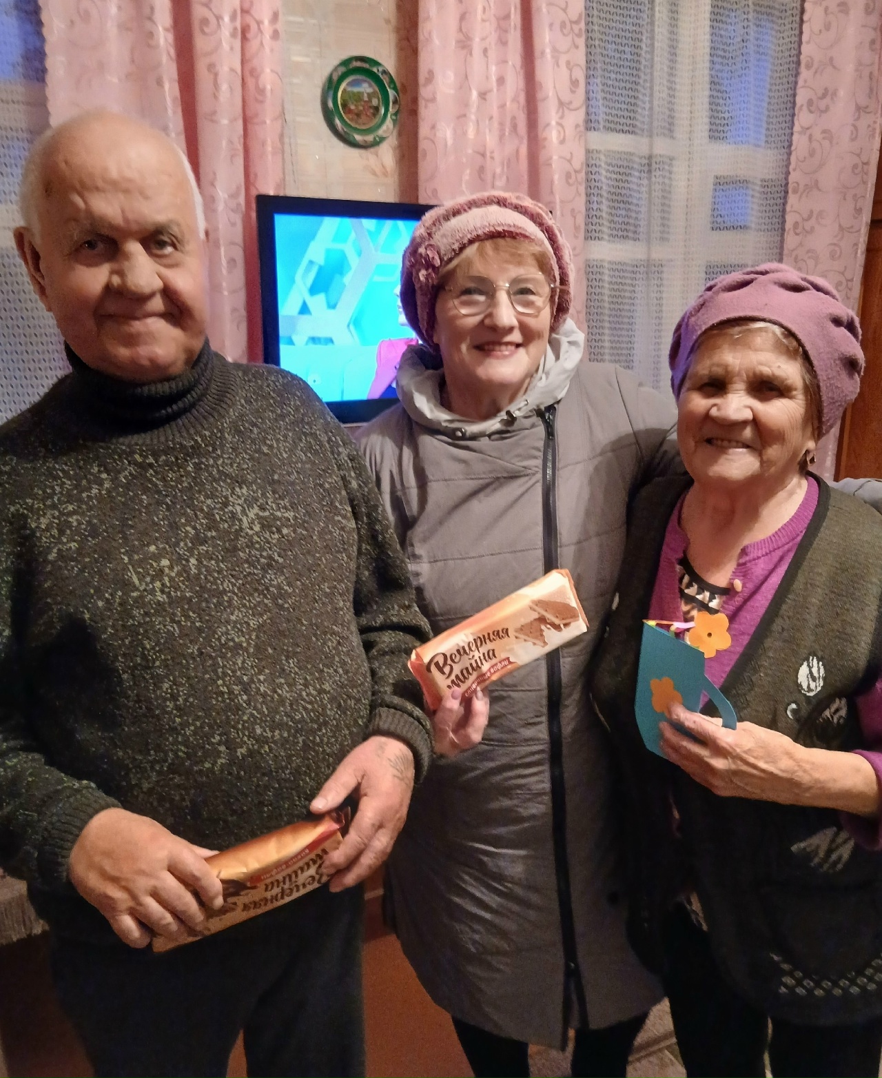 В преддверии праздника Дня пожилых людей.